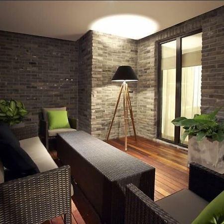 Js The Classic Hotel Osan Екстериор снимка