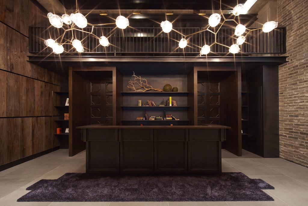 Js The Classic Hotel Osan Екстериор снимка