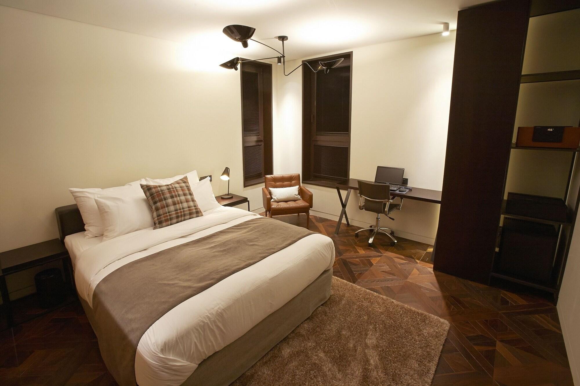 Js The Classic Hotel Osan Екстериор снимка
