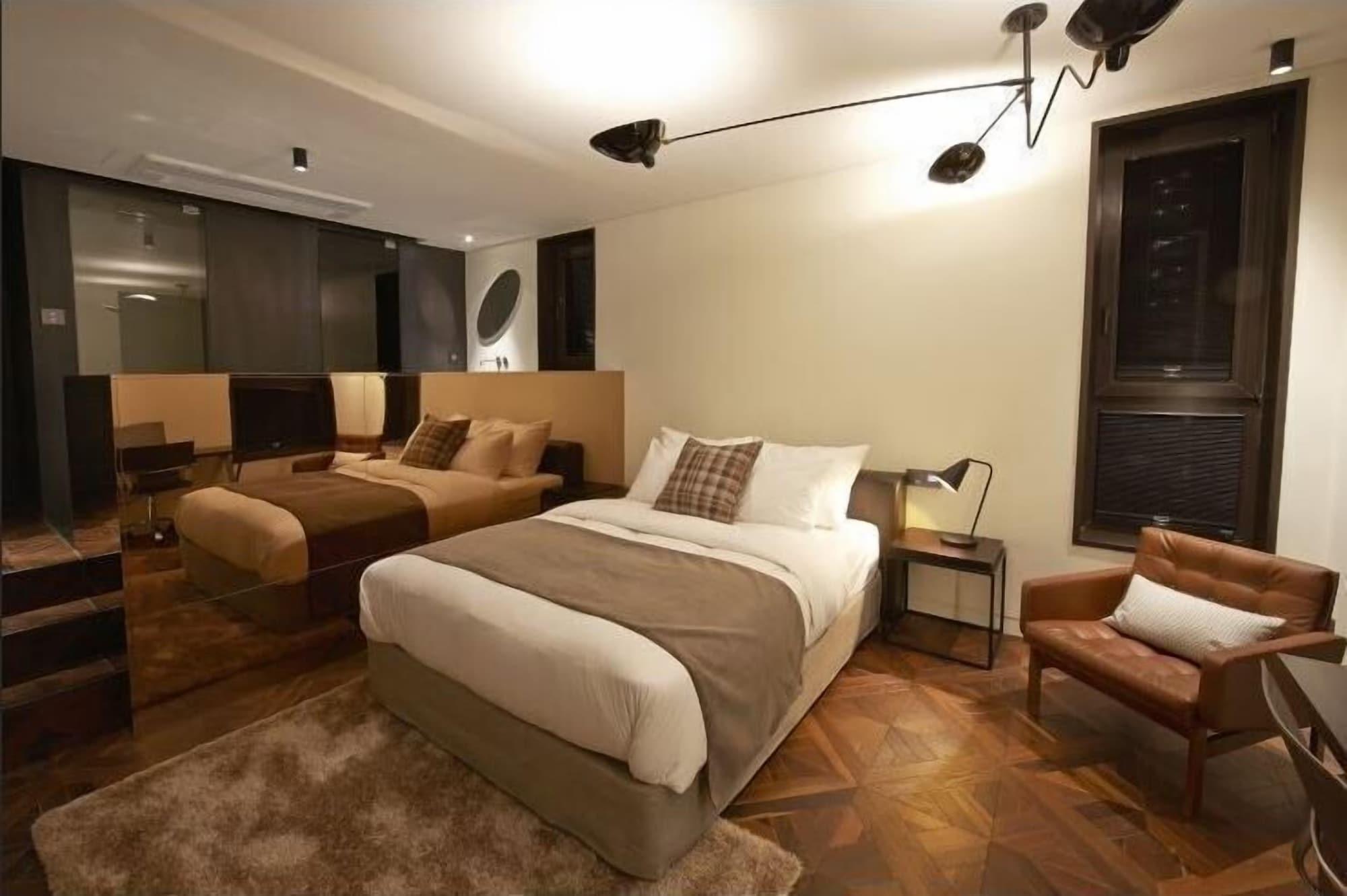 Js The Classic Hotel Osan Екстериор снимка