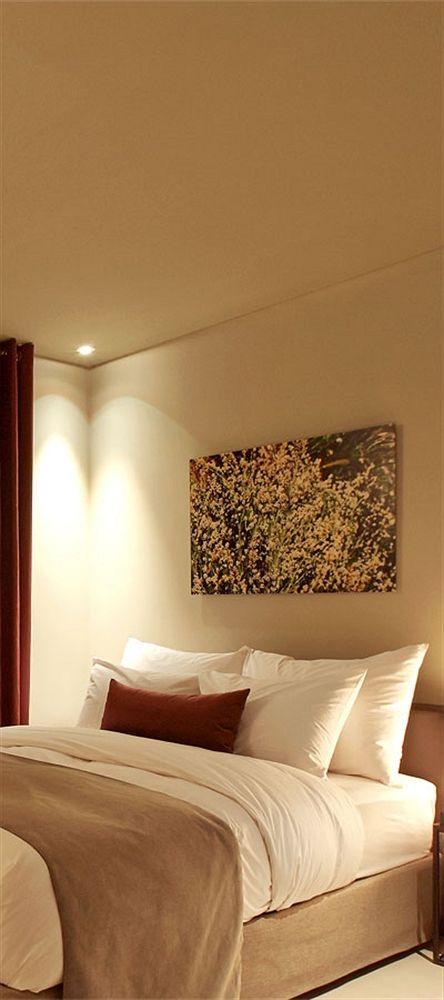 Js The Classic Hotel Osan Екстериор снимка