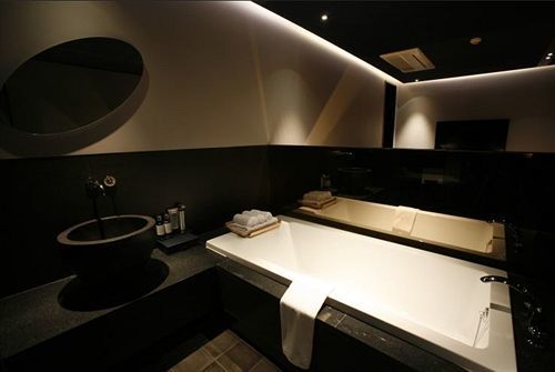 Js The Classic Hotel Osan Екстериор снимка